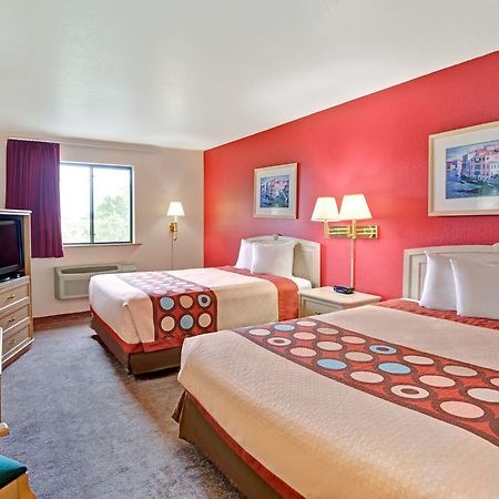 Super 8 By Wyndham Albuquerque West/Coors Blvd Hotel Buitenkant foto