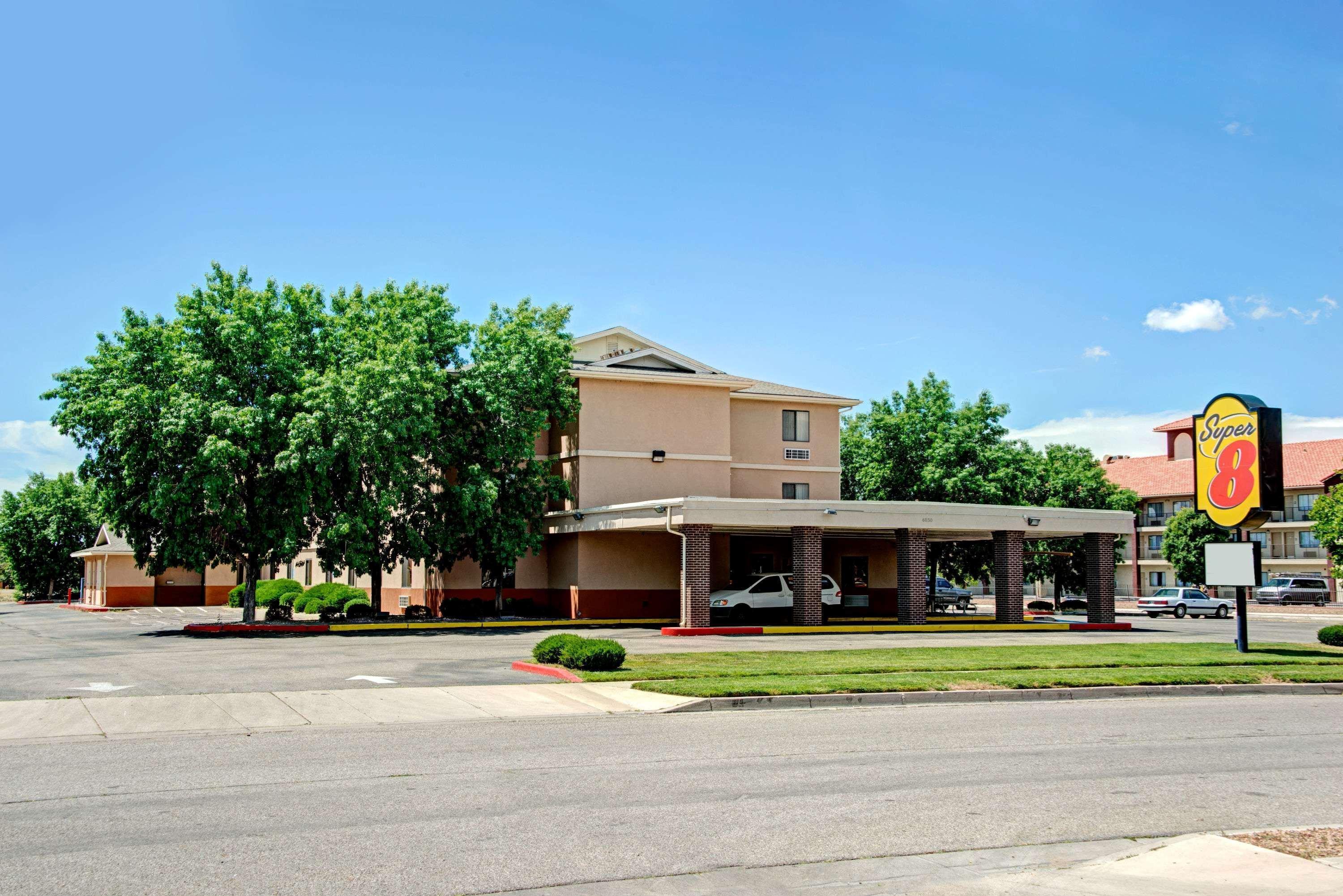 Super 8 By Wyndham Albuquerque West/Coors Blvd Hotel Buitenkant foto