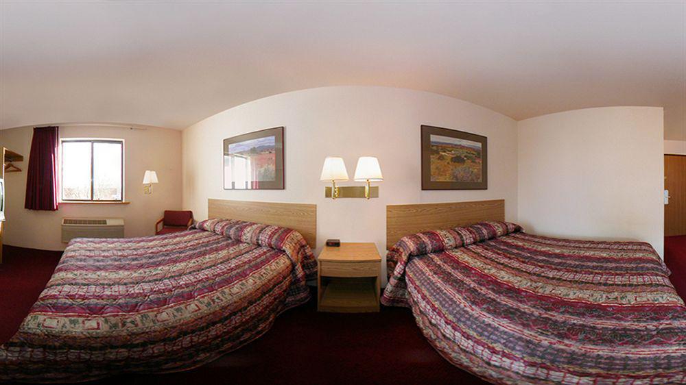 Super 8 By Wyndham Albuquerque West/Coors Blvd Hotel Buitenkant foto